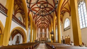 Innenansicht der Stadtkirche Jena